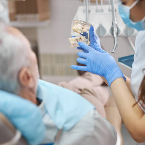 Prótese dentária na clínica odontológica em Guarulhos